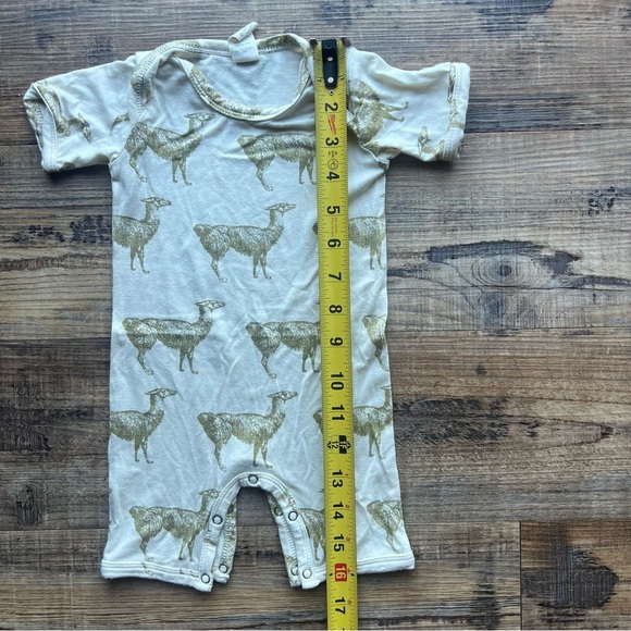 Kate Quinn Baby Fennel Llama Short  Sleeve Bamboo Romper 1 Piece Sz 6-12 Months - Picture 6 of 7